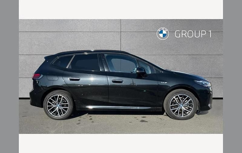 Used BMW 225 M Sport 245 HP (180 kW) 2022 Black sapphire metallic paint Estate
