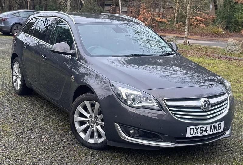 Used Vauxhall Insignia Elite 163 HP (119 kW) 2014 Grey Estate