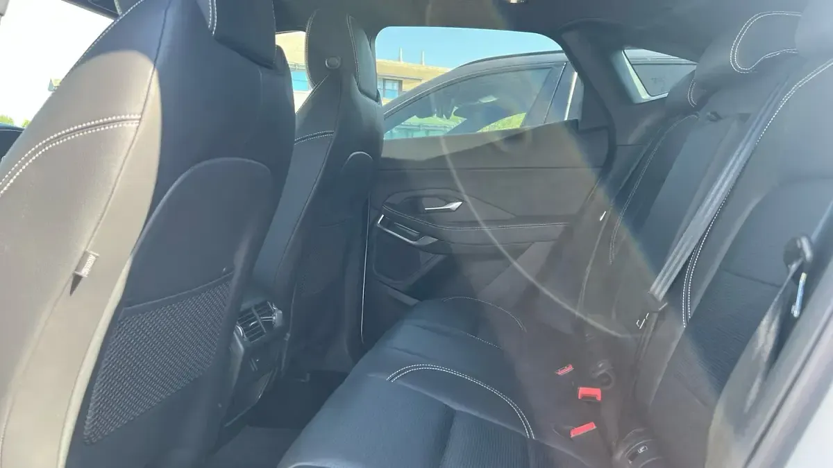 Used Jaguar E-Pace R-Dynamic 309 HP (227 kW) 2023 White SUV