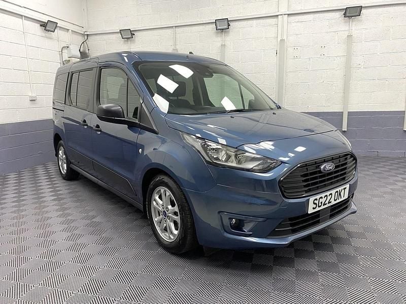 Used Ford Grand Tourneo Connect Zetec 100 HP (73 kW) 2022 Blue MPV