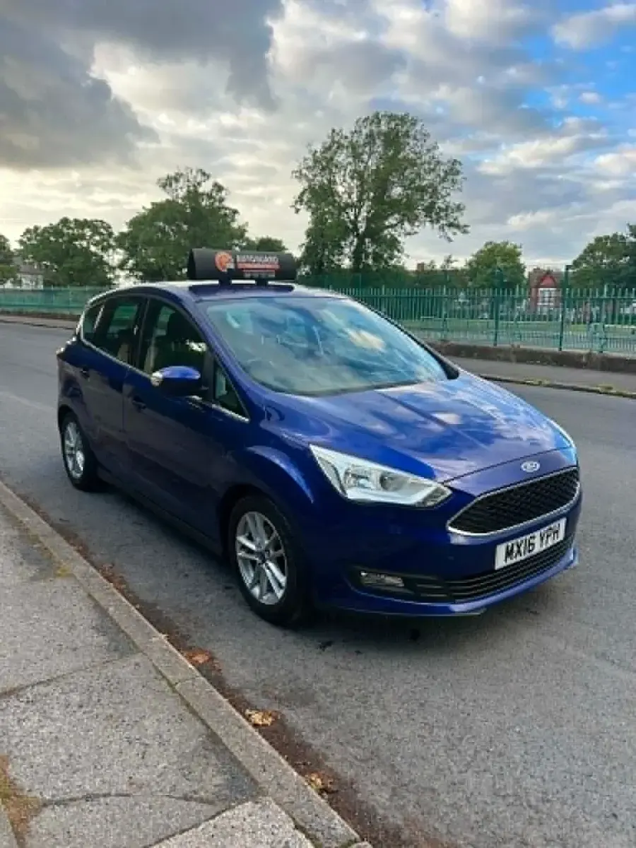 Used Ford C-MAX Zetec 125 HP (91 kW) 2016 Blue MPV