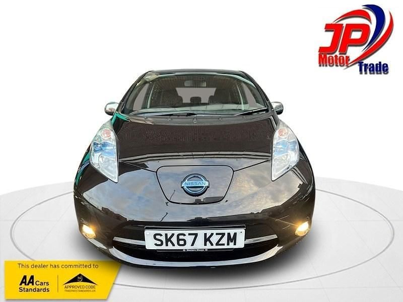 Used Nissan Leaf Black Edition 30 kW (41 HP) 2017 Black Hatchback