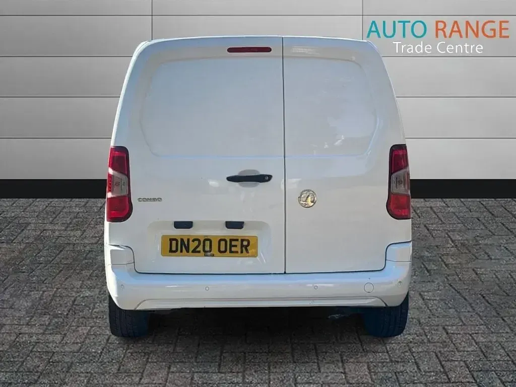 Used Vauxhall Combo Sportive 2020 White MPV