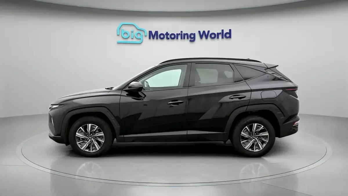 Second-hand Hyundai Tucson SE 227 CP (166 kW) 2023 Negru SUV