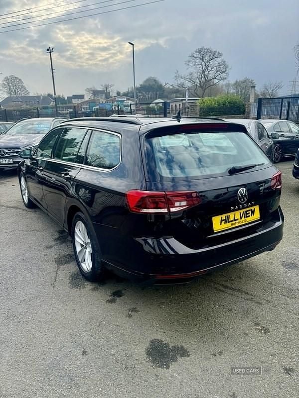 Used VW Passat SE 150 HP (110 kW) 2021 Black Estate