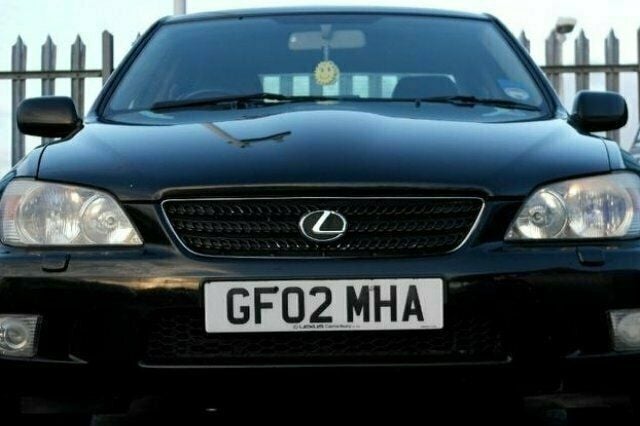 Used Lexus IS200 153 HP (112 kW) 2002 Sedan