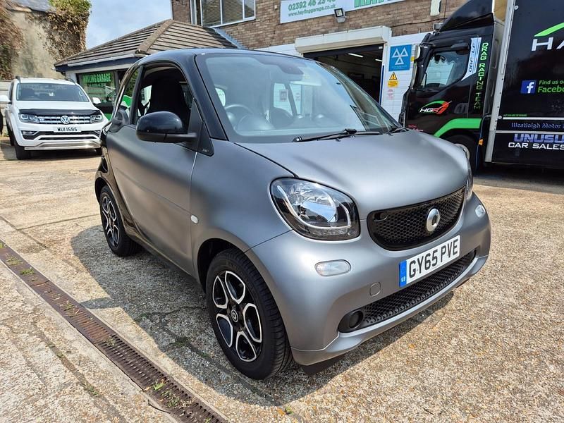 Grey Used 2015 Smart ForTwo Coupé Premium Coupe | £5,995 (Fair price) - Image 1/4