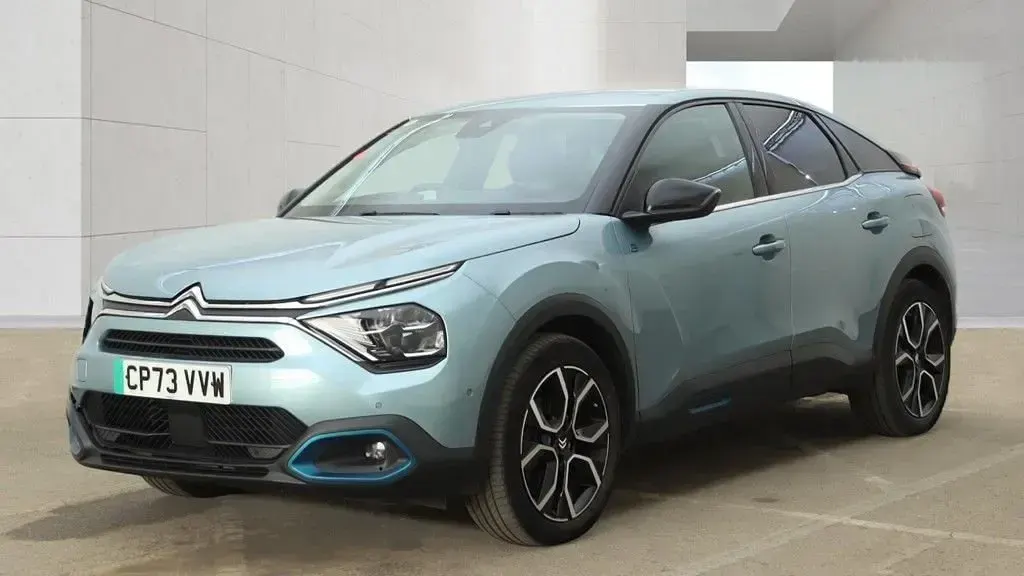 Used Citroën e-C4 Shine 100 kW (136 HP) 2024 Blue Hatchback