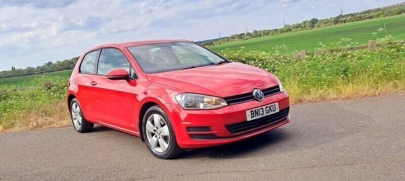 Red Used 2013 VW Golf VII SE Hatchback | £5,495 (Super price) - Image 1/4