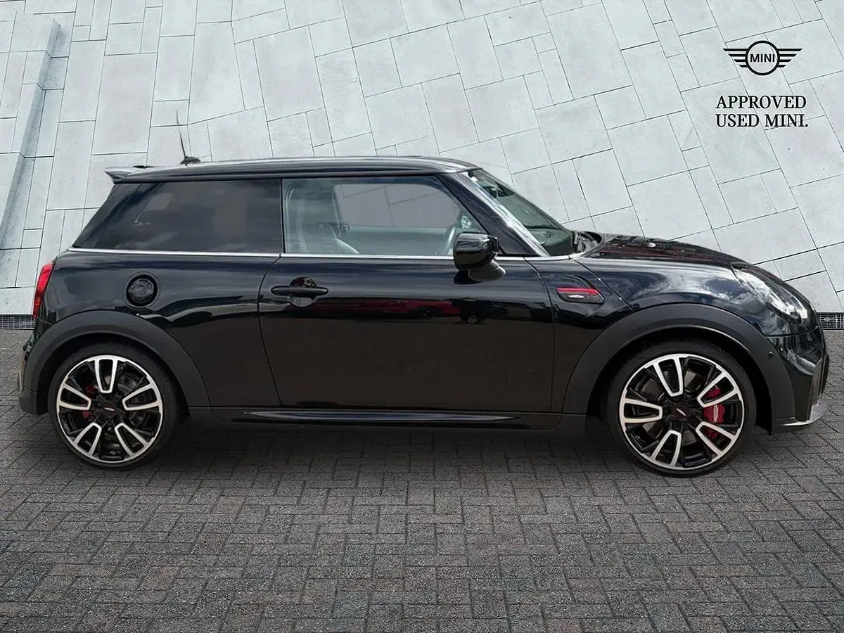 Used Mini John Cooper Works Hatch 228 HP (167 kW) 2024 Black Hatchback