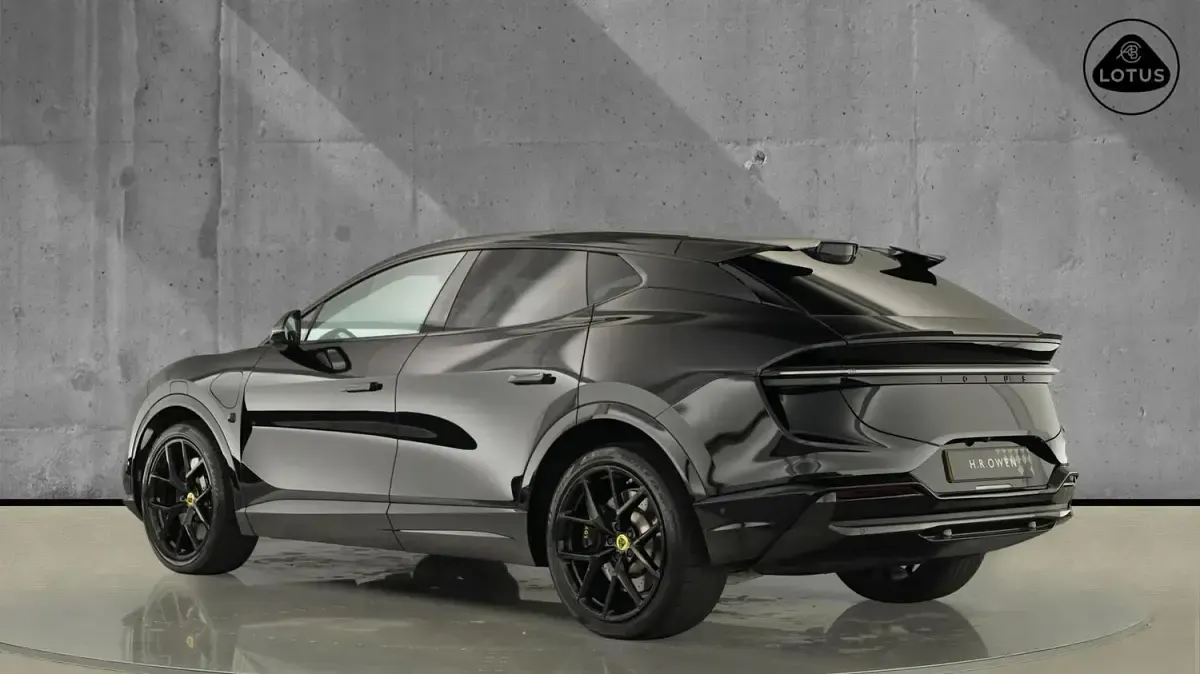 Used Lotus Eletre 675 kW (918 HP) 2024 Black SUV