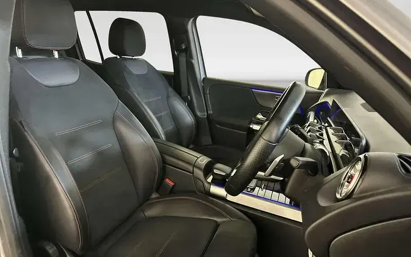 Used Mercedes GLB200 AMG line 163 HP (119 kW) 2023 Grey SUV