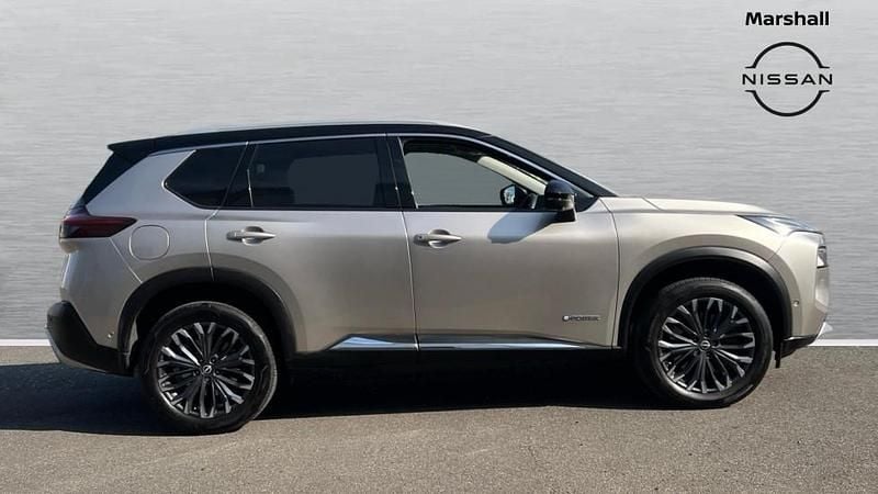 Used Nissan X-Trail Tekna 213 HP (156 kW) 2024 Silver SUV