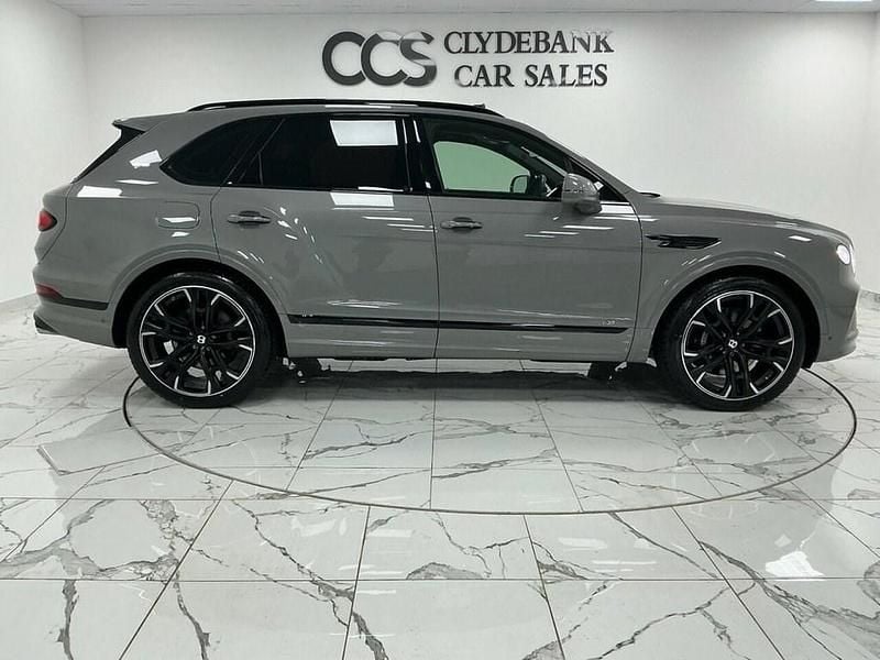 Used Bentley Bentayga 550 HP (404 kW) 2021 Grey SUV