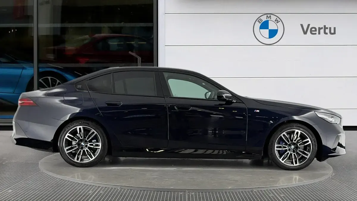 Used BMW i5 Comfort Edition 250 kW (340 HP) 2025 Carbon black Sedan