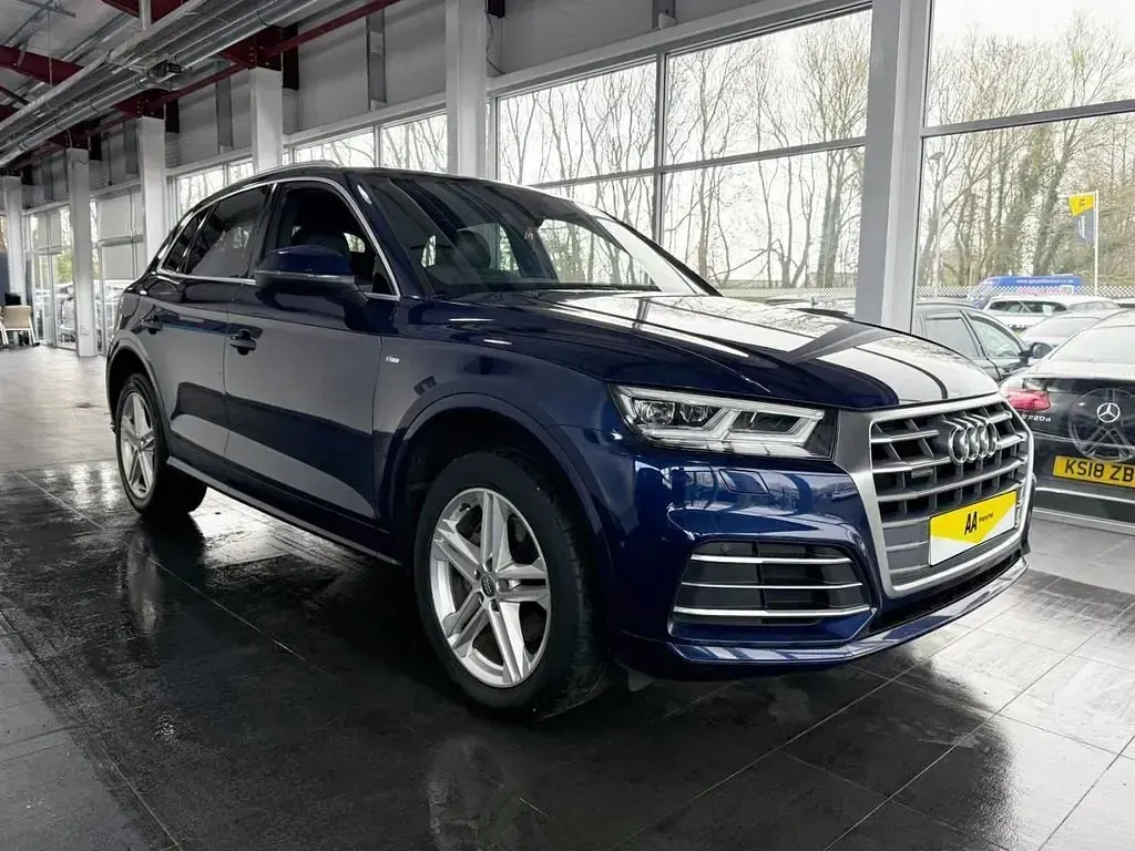 Usado Audi Q5 S-Line 190 CV (139 kW) 2019 Azul SUV