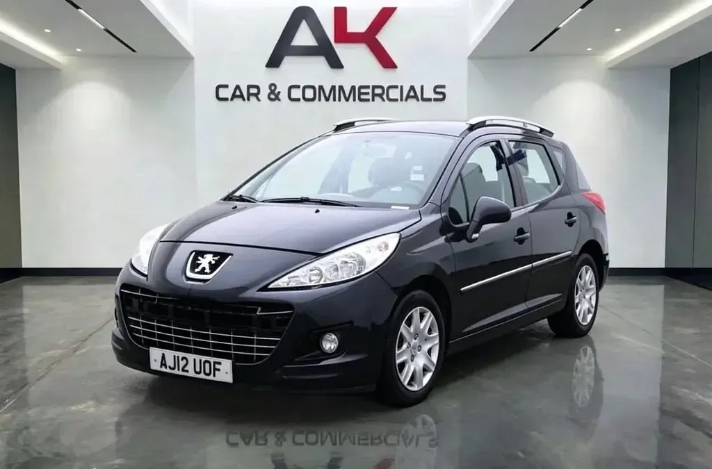 Used Peugeot 207 Active 92 HP (67 kW) 2012 Black Estate