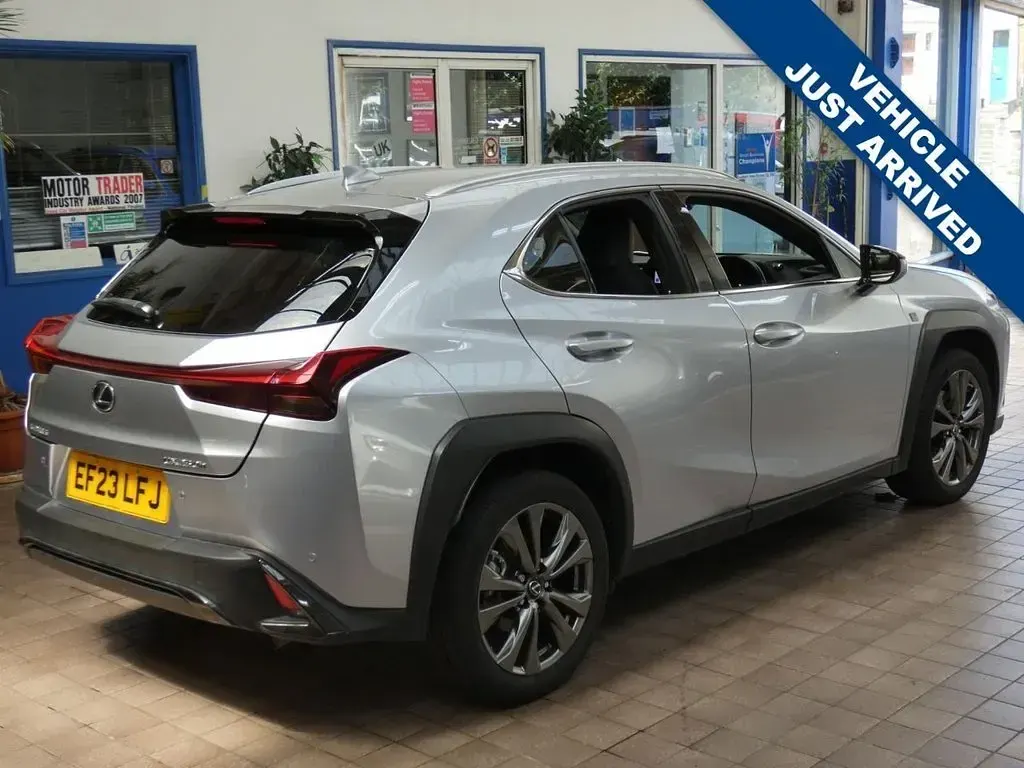 Used Lexus UX Sport Design Packet 184 HP (135 kW) 2023 Silver SUV