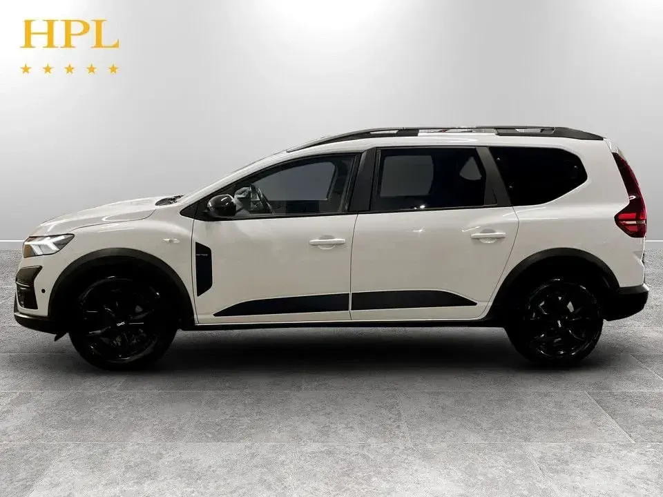 Used Dacia Jogger Extreme 110 HP (80 kW) 2023 White MPV