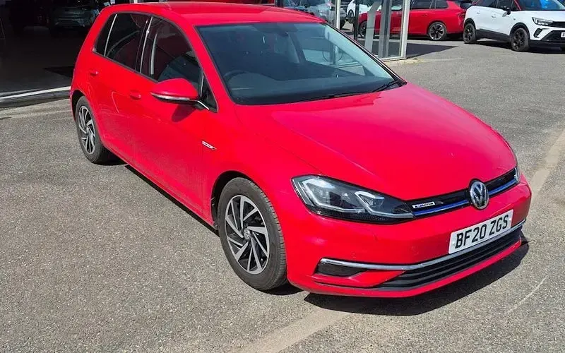 Used VW Golf VII Edition 131 HP (96 kW) 2020 Hatchback
