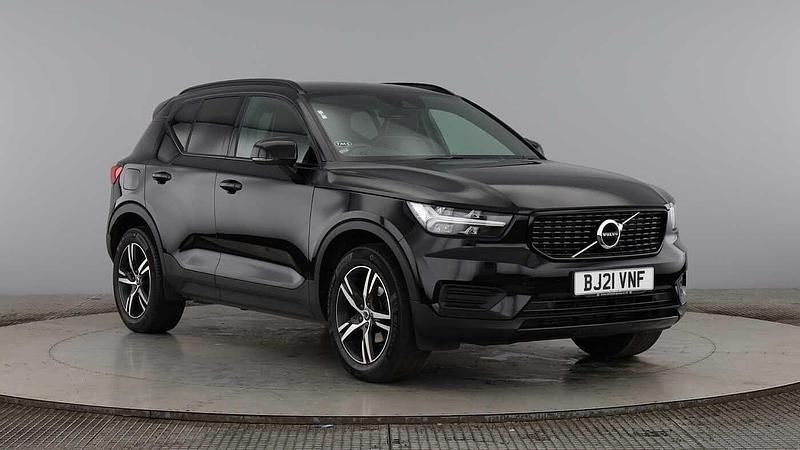 Used 2022 Volvo XC40 R-Design SUV | £21,950 (Fair price) - Image 1/4