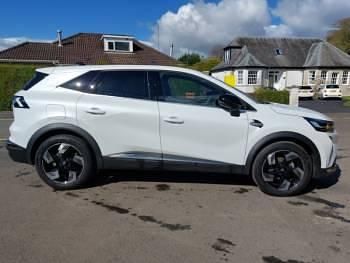 Używany Renault Symbioz Techno 140 KM (102 kW) 2025 Biały SUV