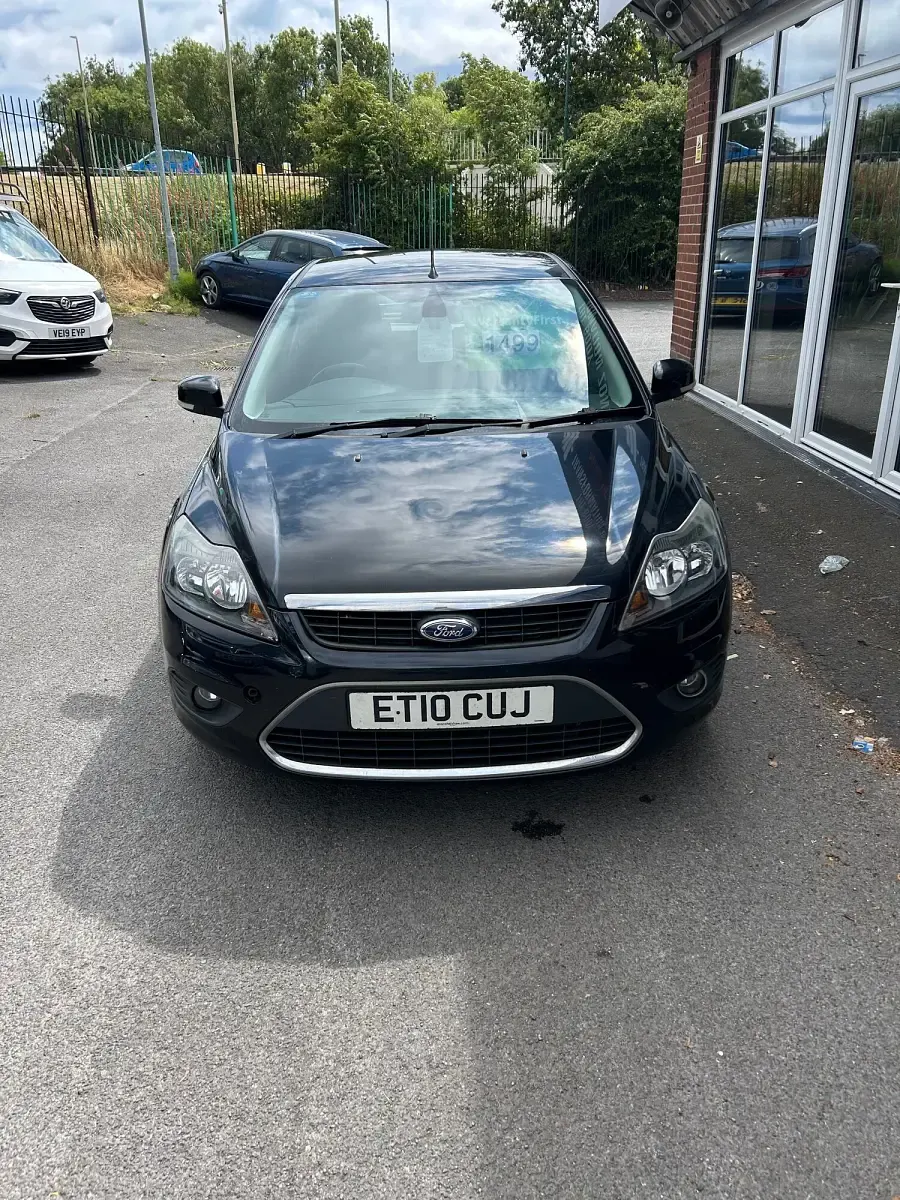 Used Ford Focus Titanium 110 HP (80 kW) 2010 Black Hatchback