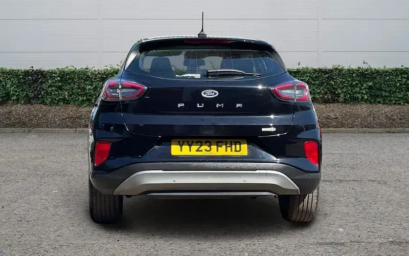 Second-hand Ford Puma Titanium 155 CP (114 kW) 2023 Negru SUV