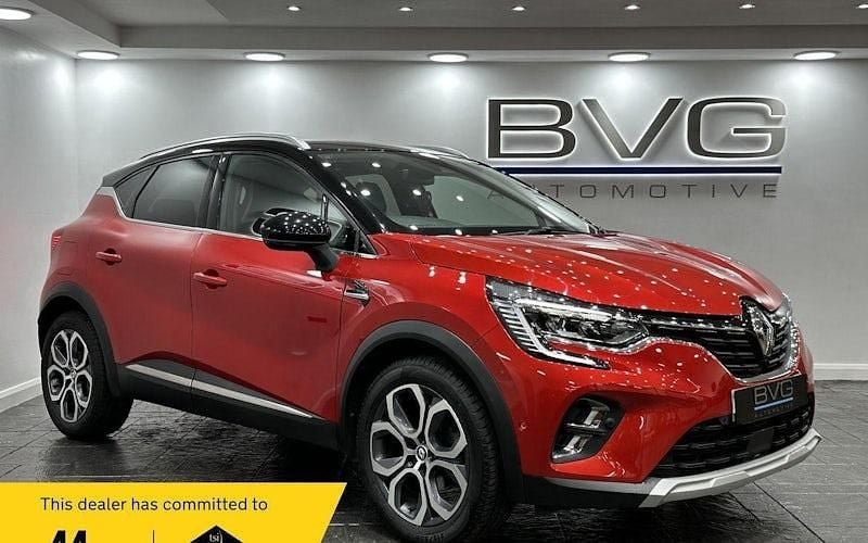 Red Used 2022 Renault Captur Techno SUV | £11,994 (Good price) - Image 1/2