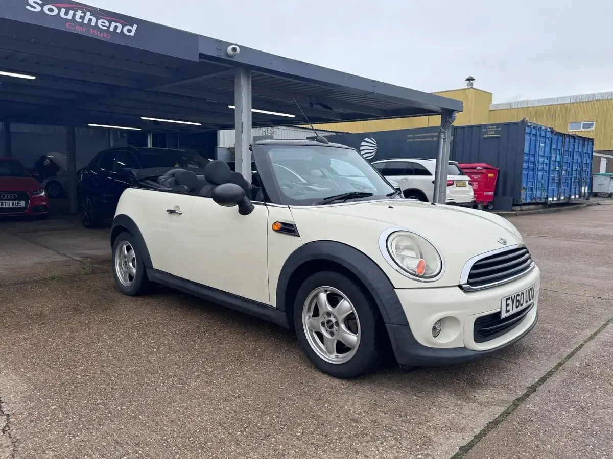 Used Mini ONE 2010 White Hatchback