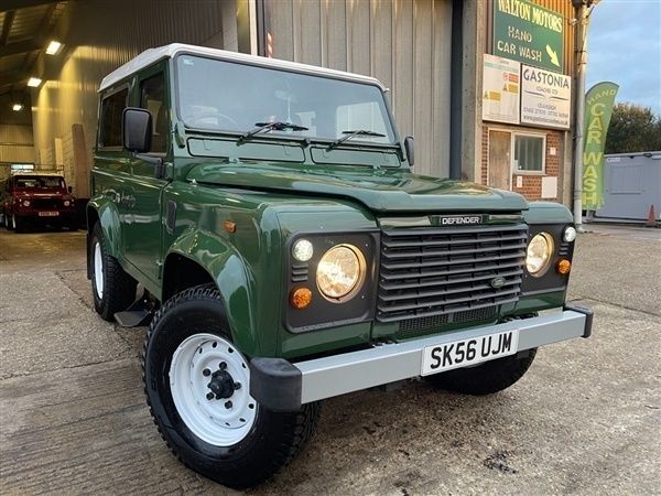 Conniston green Used 2006 Land Rover Defender SUV | £19,995 (Fair price) - Image 1/1