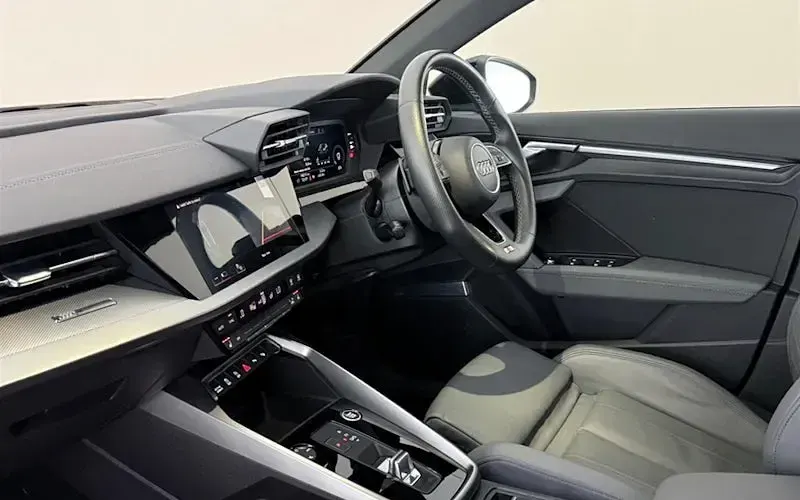 Used Audi A3 Sportback S-Line 150 HP (110 kW) 2024 Hatchback