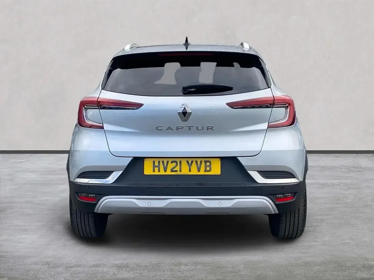 Used Renault Captur Version S 2021 Grey/black SUV