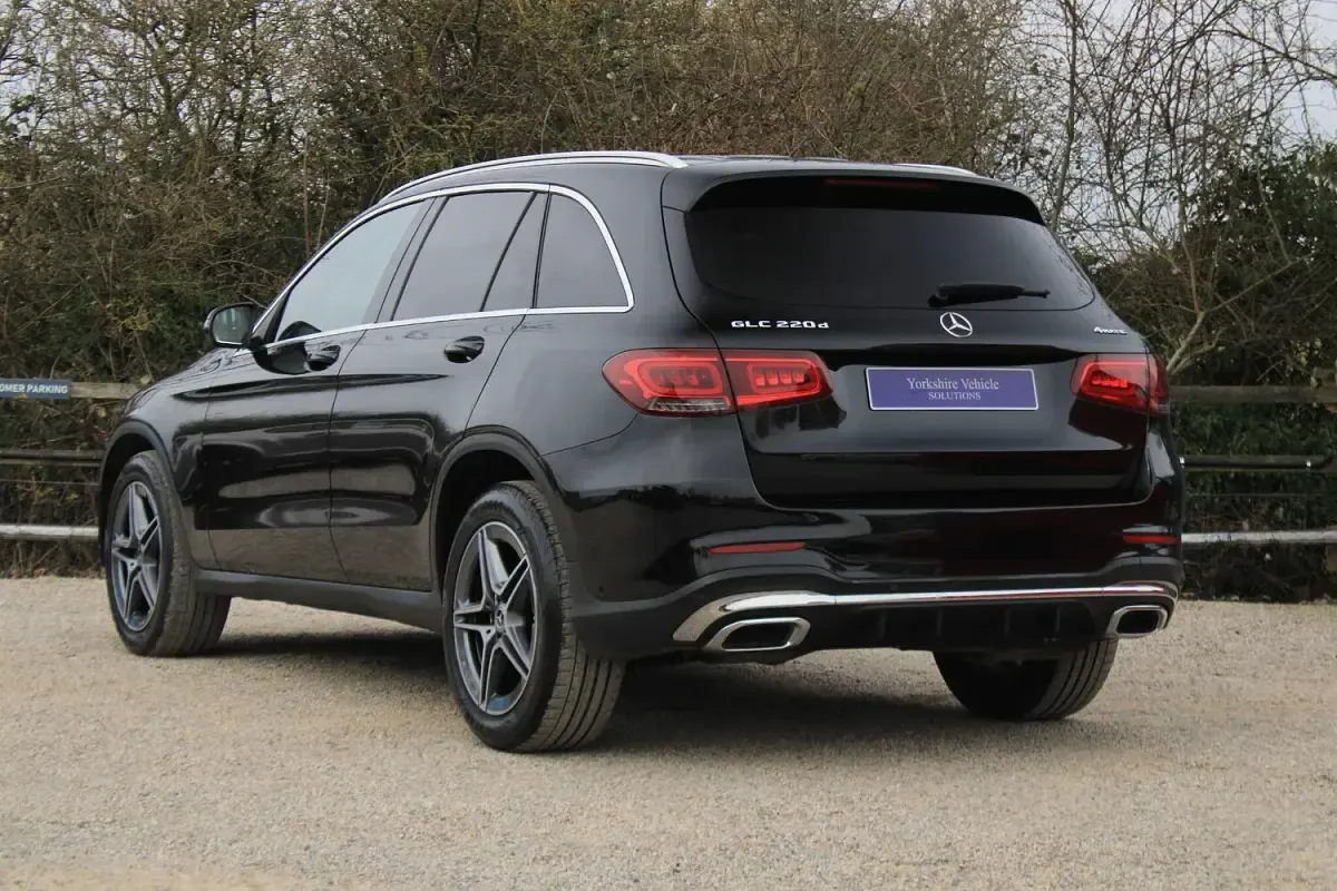 Used Mercedes GLC220 AMG line 194 HP (142 kW) 2022 Black SUV