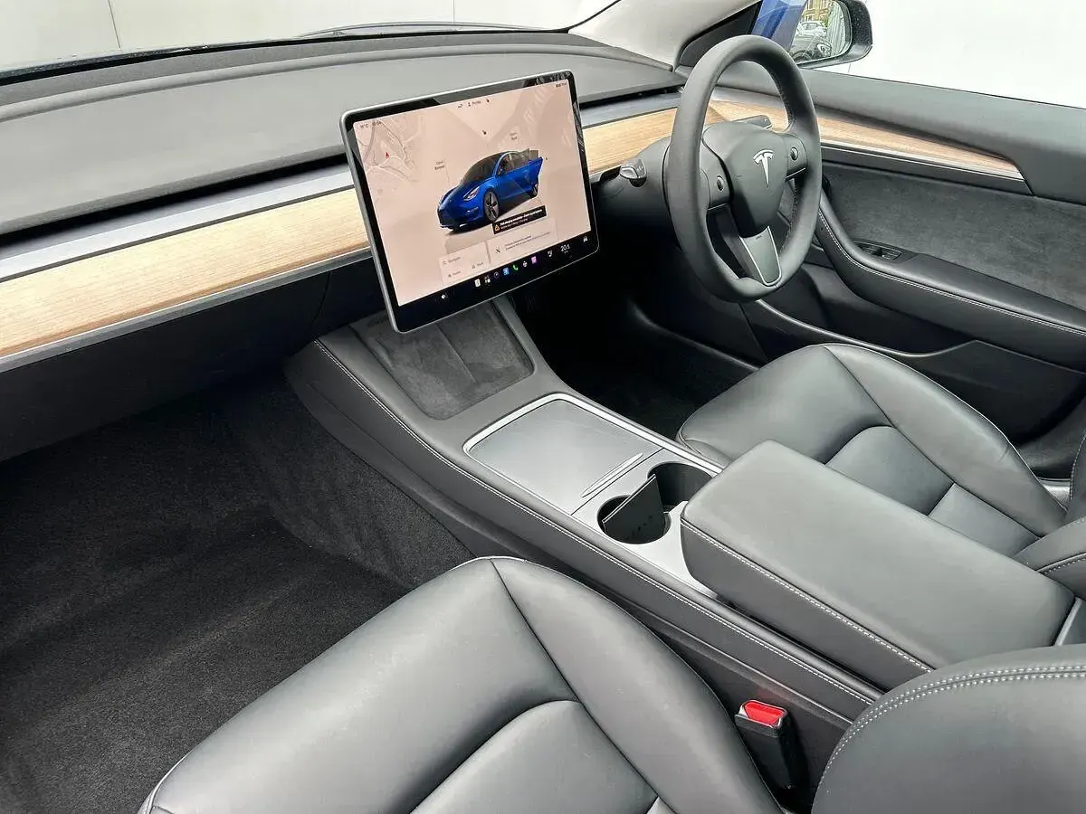 Used Tesla Model 3 RWD 235 kW (320 HP) 2023 Blue Sedan