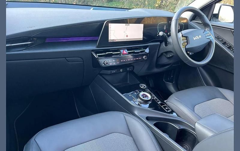 Used Kia Niro 180 HP (132 kW) 2023 White SUV