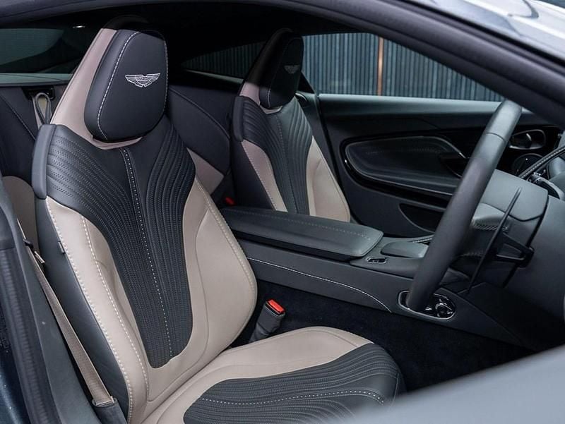 Used Aston Martin DB11 503 HP (369 kW) 2022 Grey Coupe