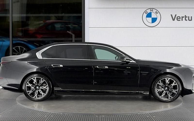 Used BMW i7 Comfort Edition 400 kW (544 HP) 2025 Black Sedan