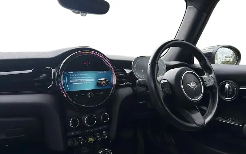Used Mini Cooper S Level 2 135 kW (184 HP) 2023 Hatchback