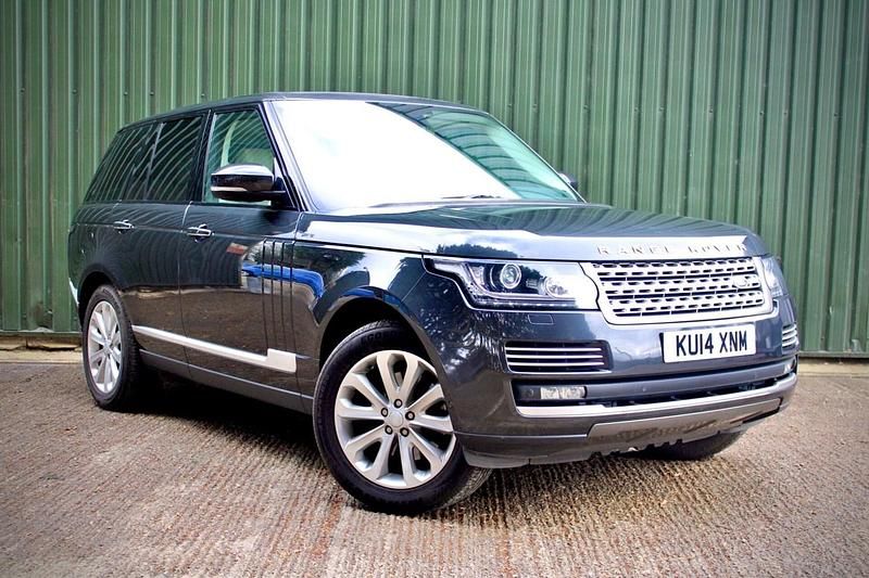 Grey Used 2014 Land Rover Range Rover Vogue SE SUV | £15,990 (Fair price) - Image 1/4