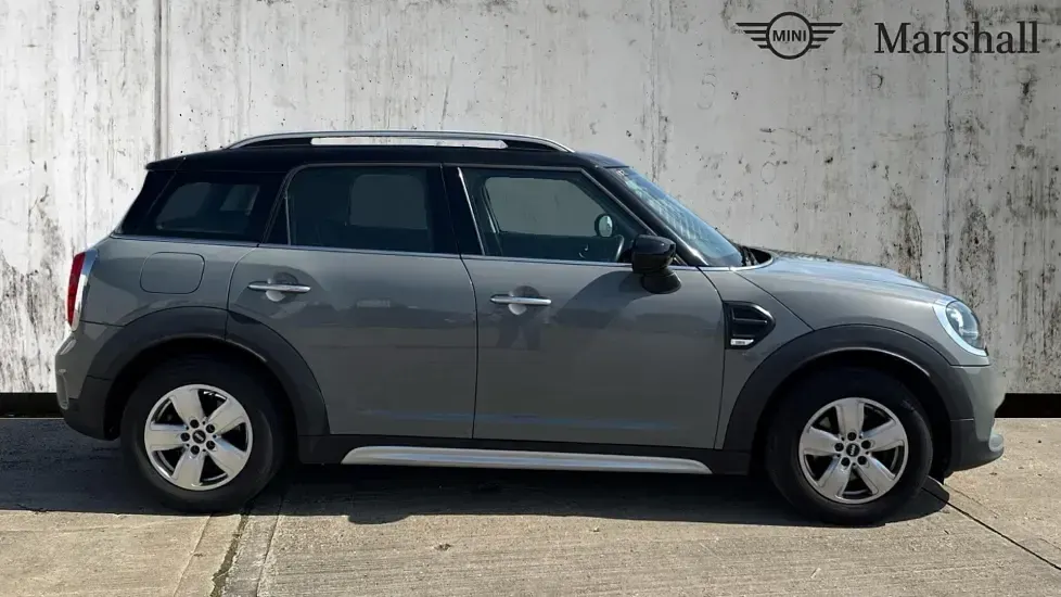 Used Mini Cooper Countryman Classic 136 HP (100 kW) 2020 Grey SUV