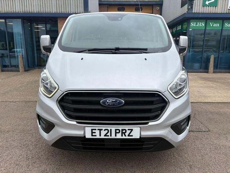 Used Ford Transit Custom Limited 130 HP (95 kW) 2021 Silver Van