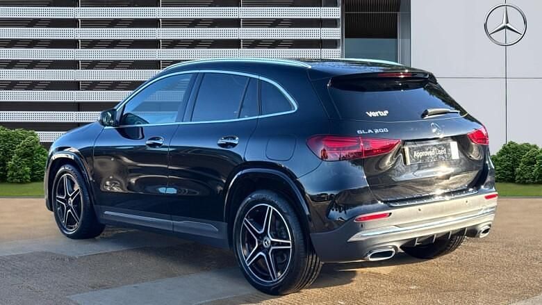 Used Mercedes GLA200 Executive 163 HP (119 kW) 2024 SUV