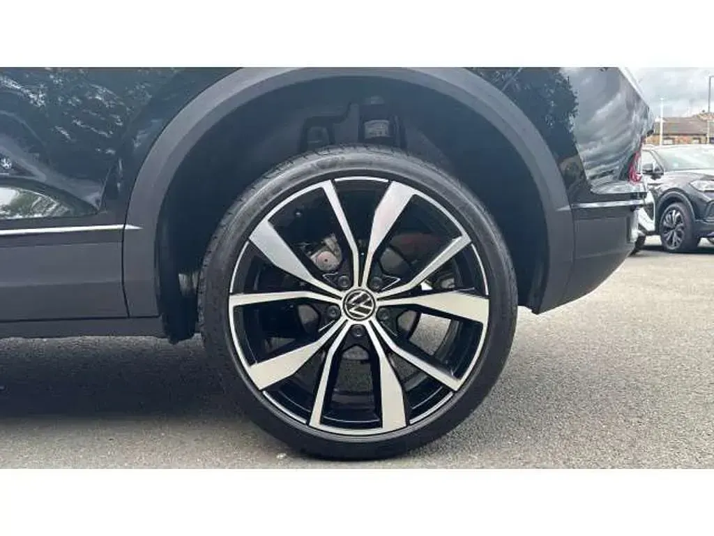 New VW T-Roc Design 116 HP (85 kW) 2025 Black SUV