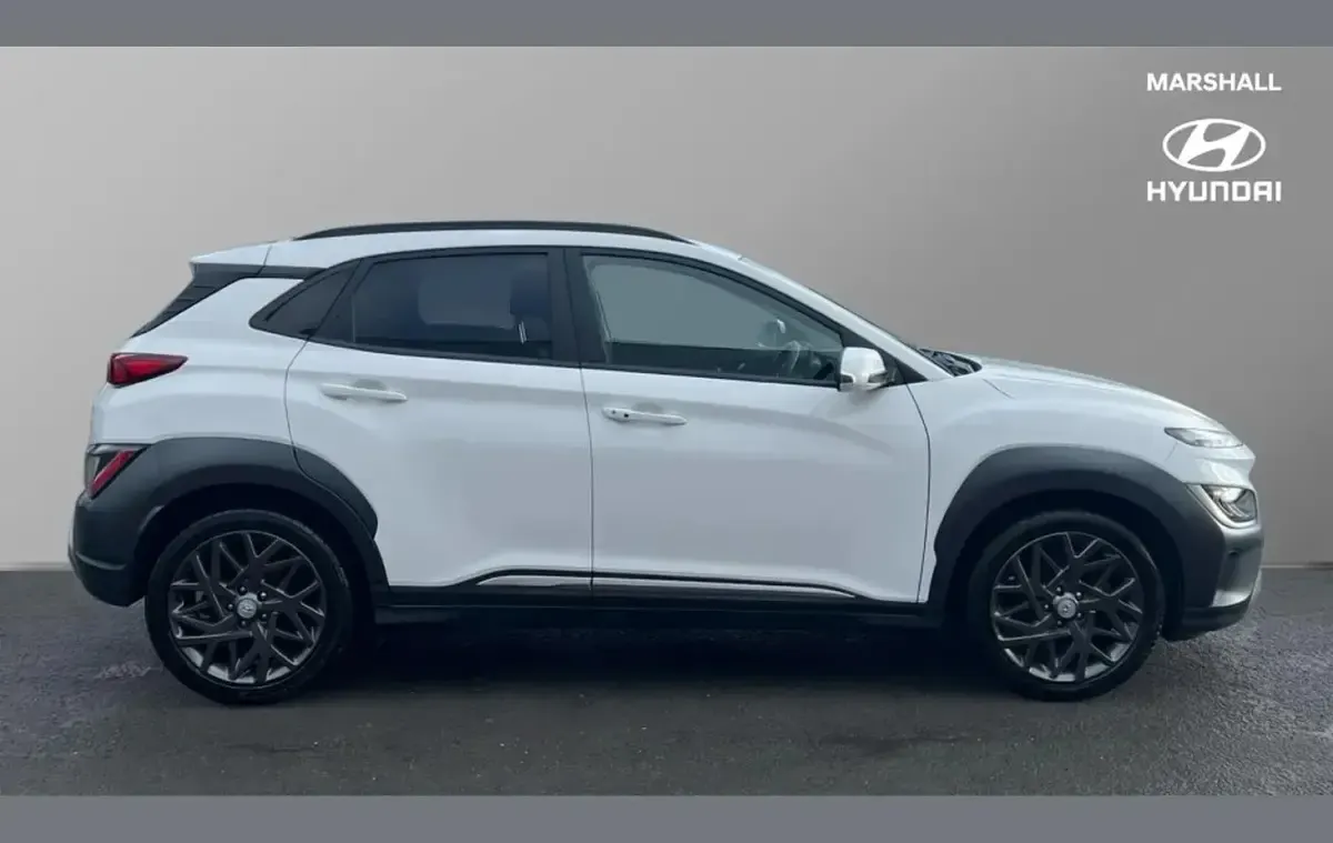 Used Hyundai Kona Ultimate 141 HP (103 kW) 2022 White SUV