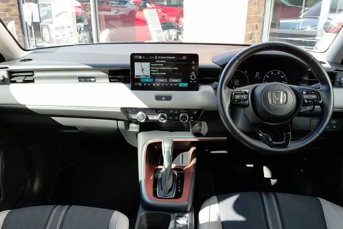 Used Honda HR-V Advance 131 HP (96 kW) 2023 Crystal black SUV