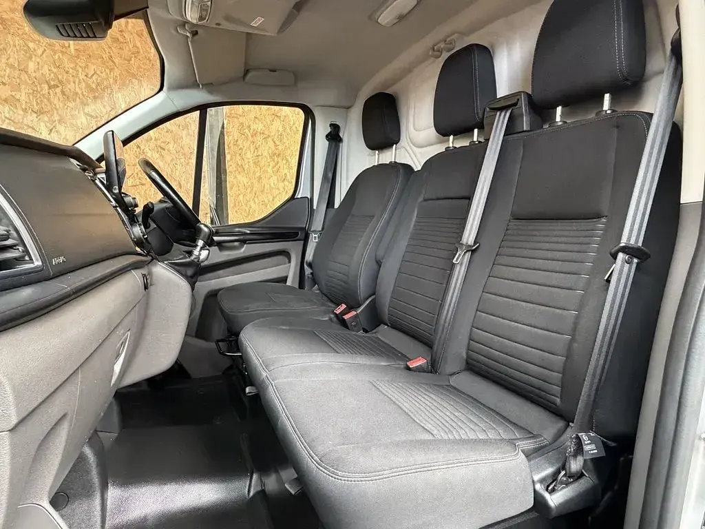 Used Ford Transit Custom Limited 130 HP (95 kW) 2022 Silver Van