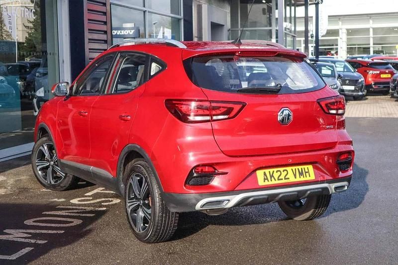 Red Used 2022 MG ZS Excite SUV | £10,536 (Good price) - Image 1/4