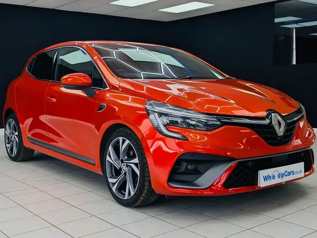 Used Renault Clio V RS Line 90 HP (66 kW) 2021 Orange Hatchback