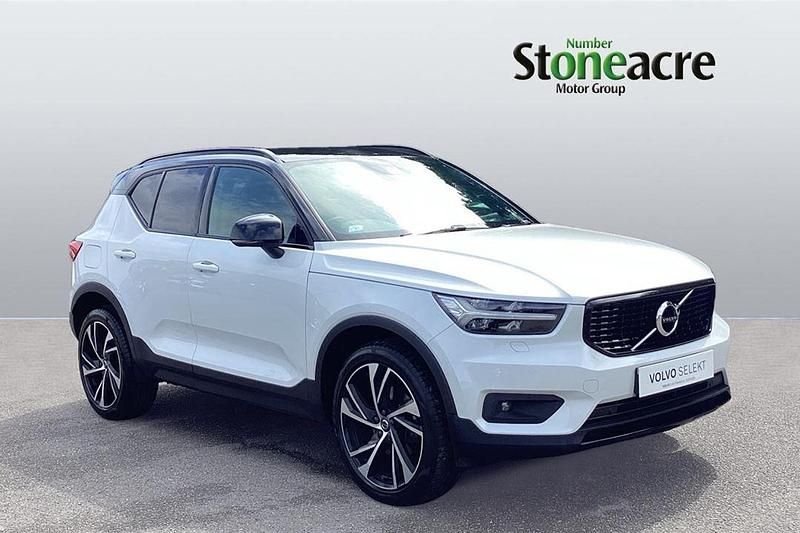 White Used 2020 Volvo XC40 R-Design Pro SUV | £23,000 (Fair price) - Image 1/4